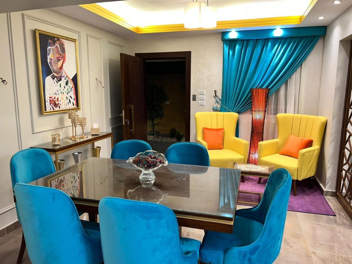 Luxury Flat With Garden And Private Entrance شقة فاخرة بحديقة و مدخل خاص カイロ エクステリア 写真